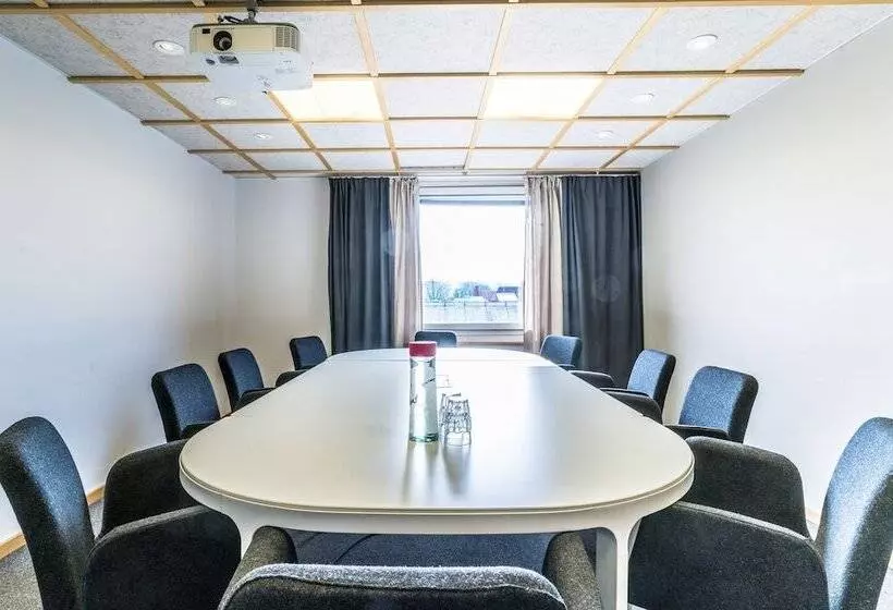 בית מלון כפרי Scandic Portalen