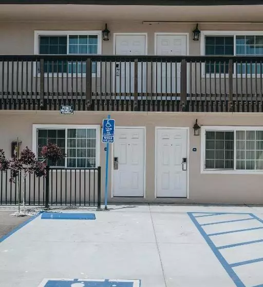 酒店 Sea Air Inn & Suites   Downtown   Restaurant Row