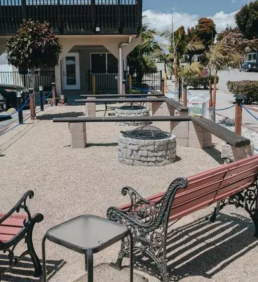 酒店 Sea Air Inn & Suites   Downtown   Restaurant Row