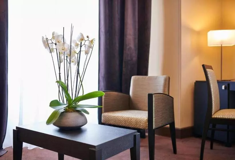 בית מלון כפרי & Spa Vacances Bleues Le Splendid