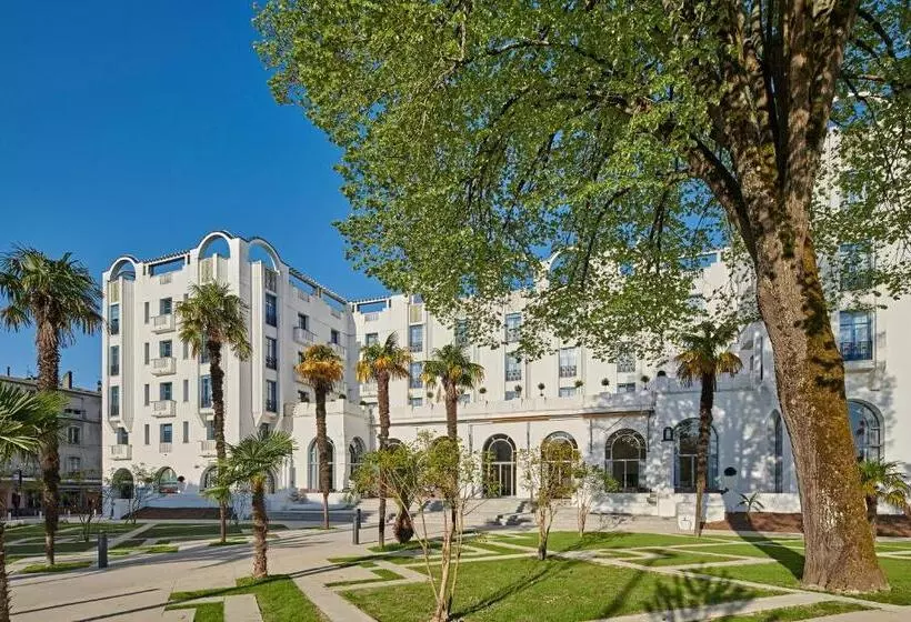 בית מלון כפרי & Spa Vacances Bleues Le Splendid