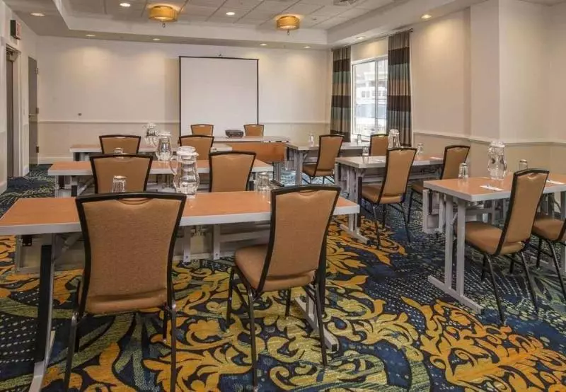 هتل Springhill Suites By Marriott State College