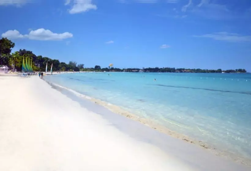 هتل Sunset At The Palms Resort Adults Only All Inclusive