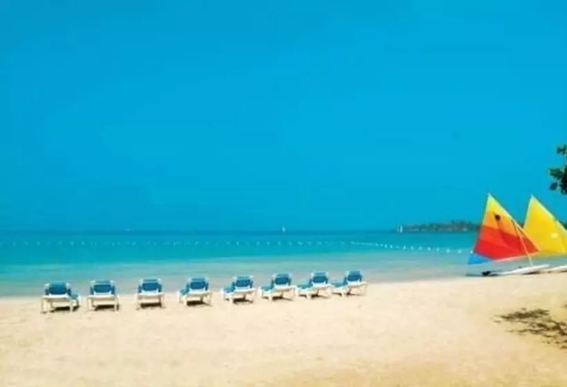 هتل Sunset At The Palms Resort Adults Only All Inclusive