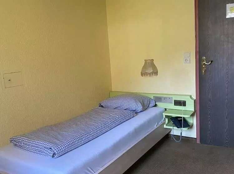 Отель Das Kronen