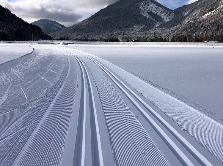 Отель Das Kronen