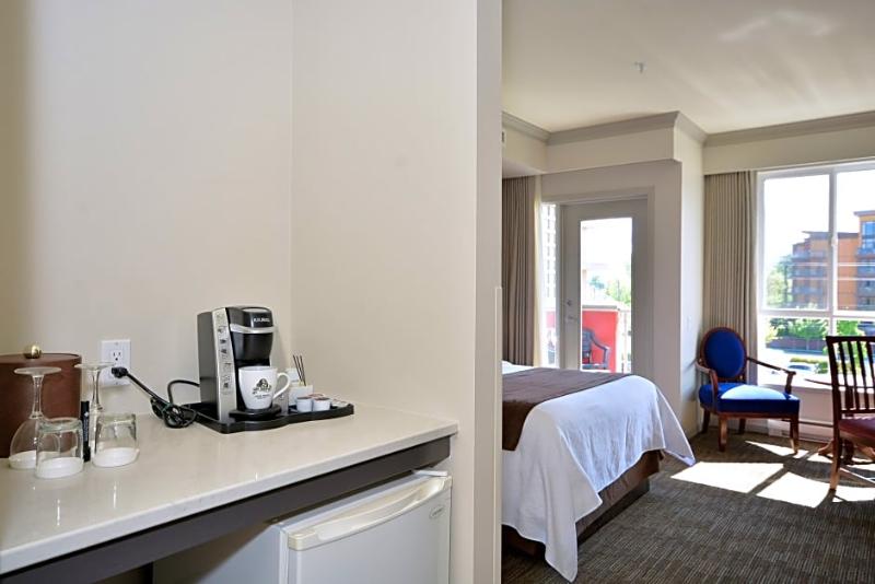 Manteo At Eldorado Resort