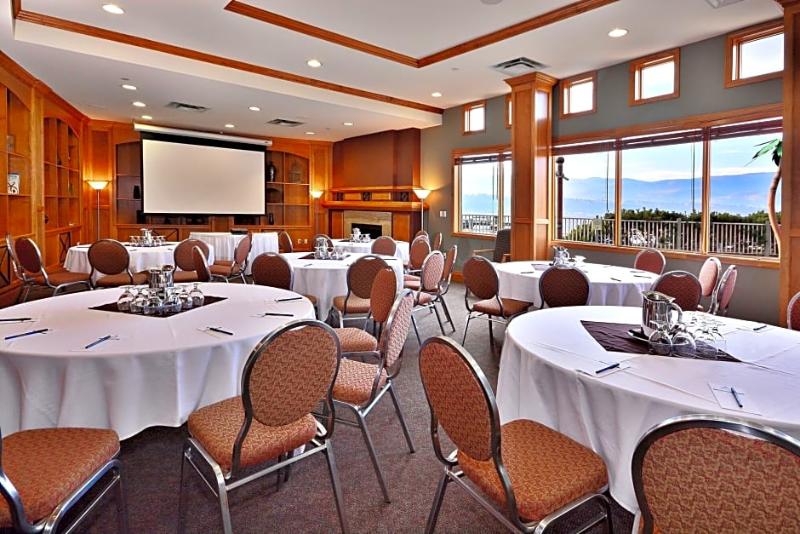 Manteo At Eldorado Resort