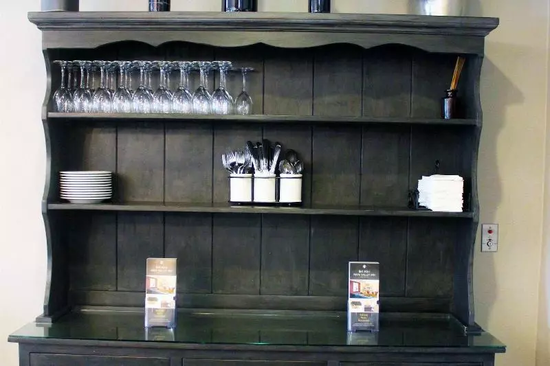 Курорт Bel Abri Napa Valley Inn