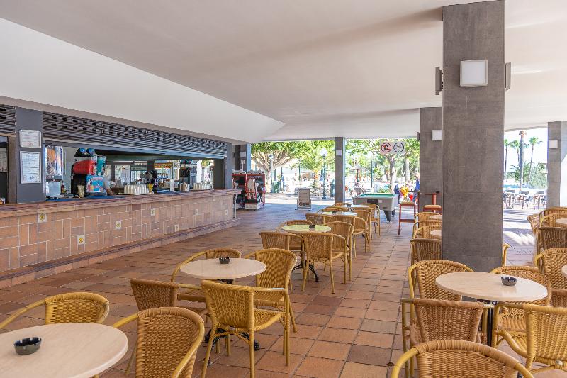 渡假胜地  Club Cala Romani