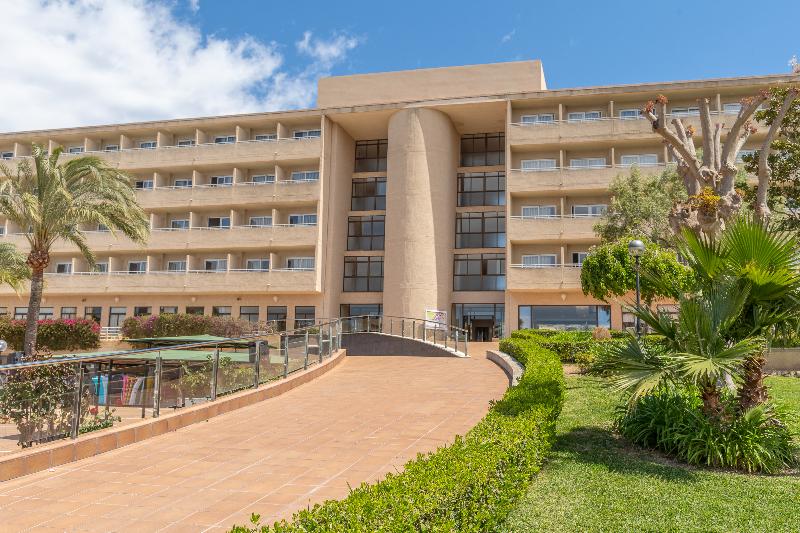 渡假胜地  Club Cala Romani