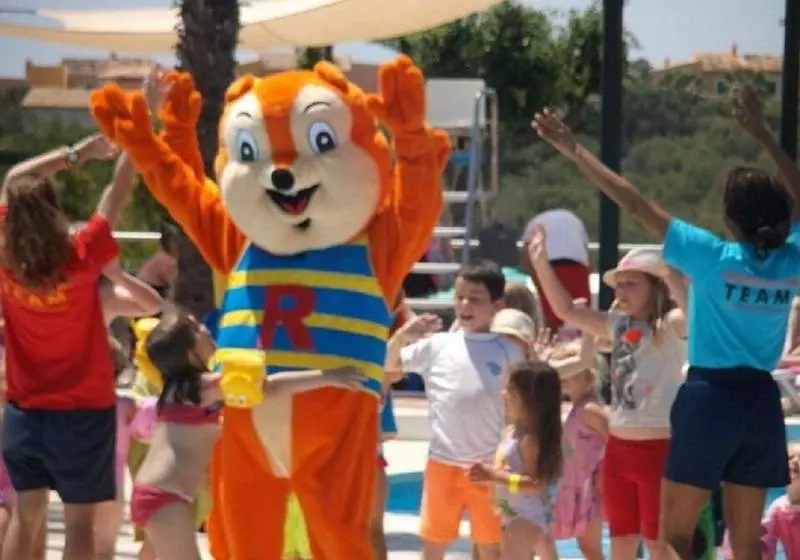 리조트 Club Cala Romani