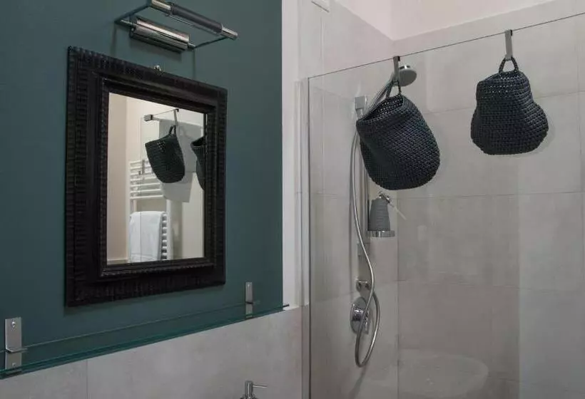 Retkeilymaja Locanda Fontanazza Osteria Con Camere