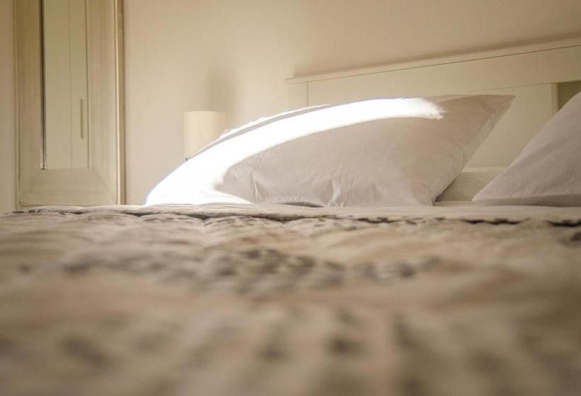 تختخواب و صبحانه Le Persiane Verdi