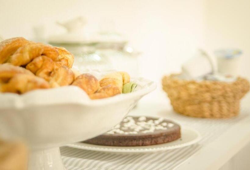 تختخواب و صبحانه Le Persiane Verdi