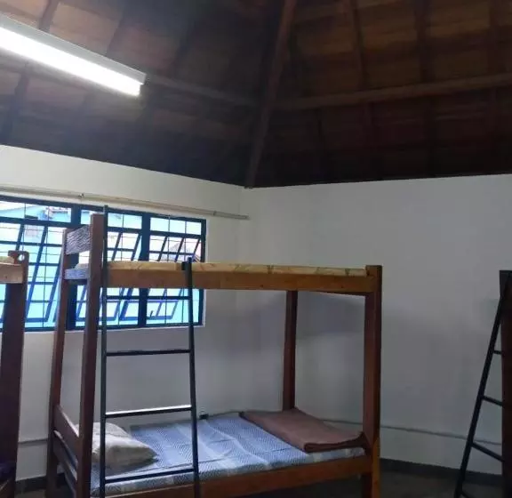 Hostel E Camping Jardim Da Mata
