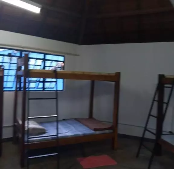 Hostel E Camping Jardim Da Mata
