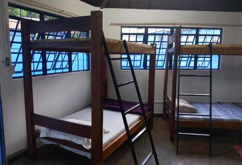 Hostel E Camping Jardim Da Mata