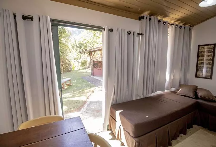 ホテル Fazenda Cachoeira Da Furna