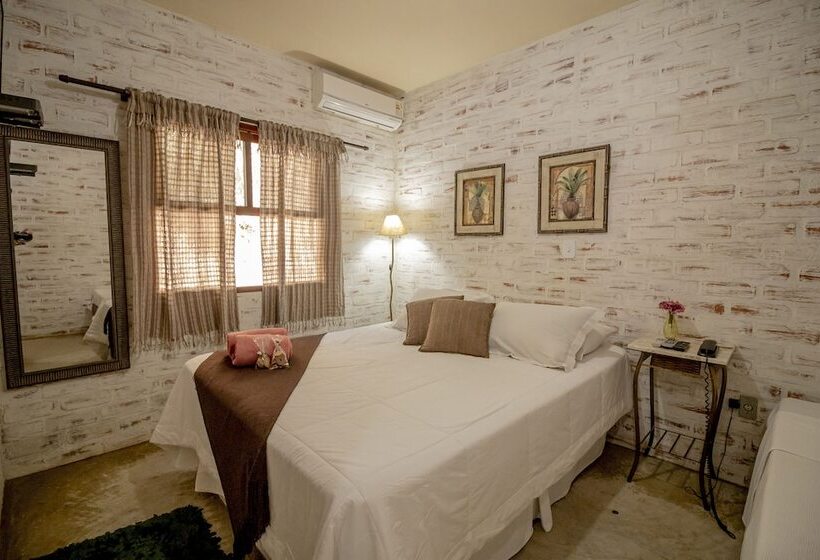 ホテル Fazenda Cachoeira Da Furna