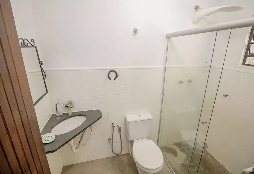 ホテル Fazenda Cachoeira Da Furna