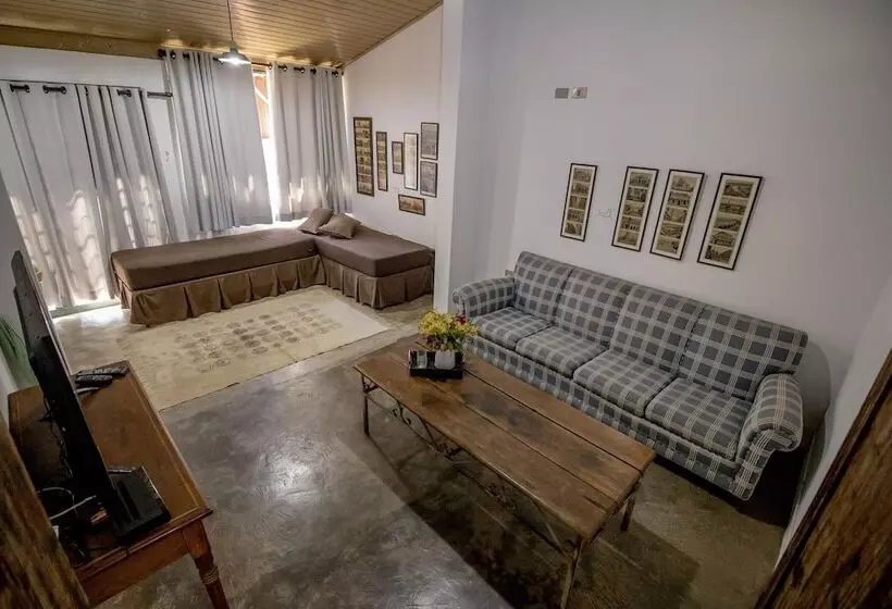 ホテル Fazenda Cachoeira Da Furna