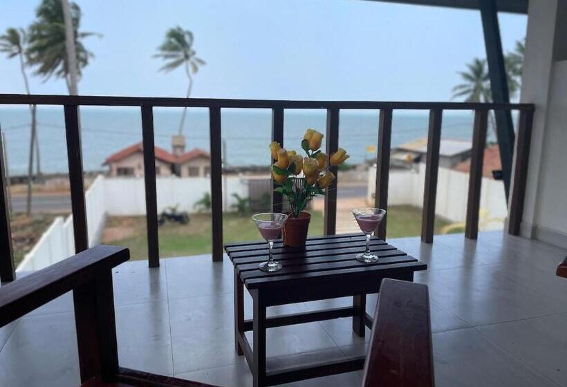 فندق Isamar Front Beach