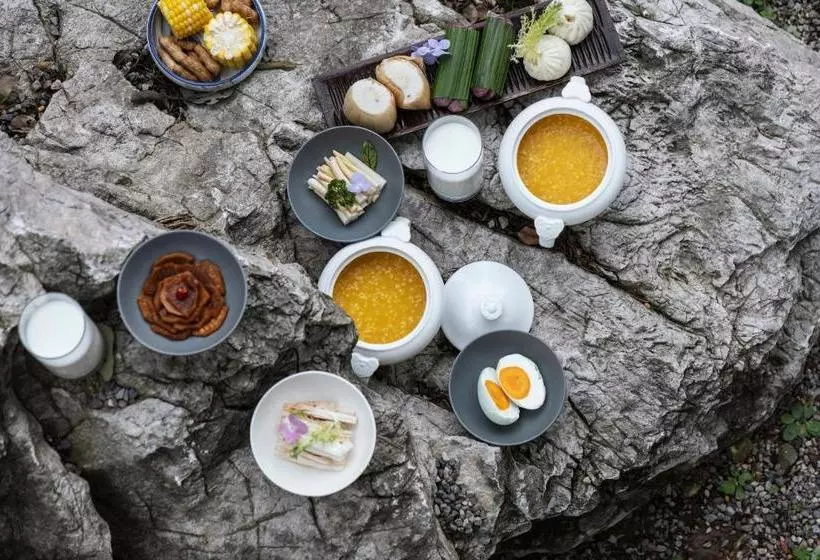 Hotelli Solo Wandering Leshan