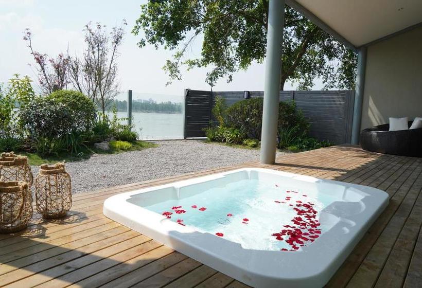 בית מלון כפרי Solo Wandering Leshan