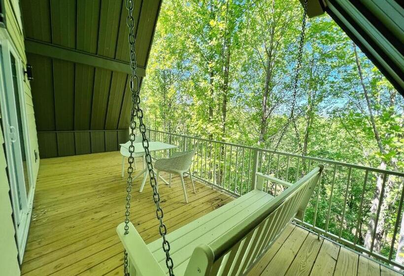 Skylaranna Resort & Spa