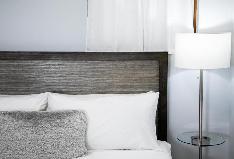 Skylaranna Resort & Spa