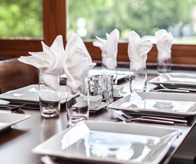 Skylaranna Resort & Spa