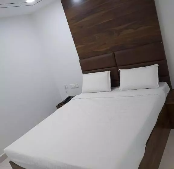 Retkeilymaja Sahasra Dla