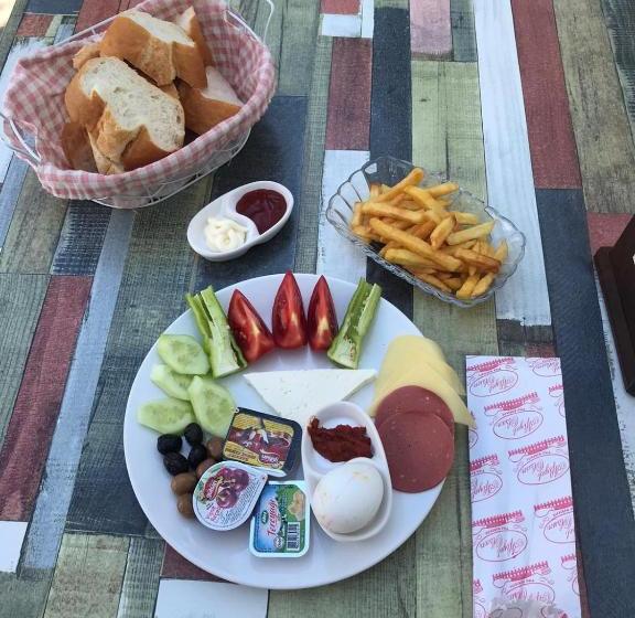 تختخواب و صبحانه Honor A Pansiyon