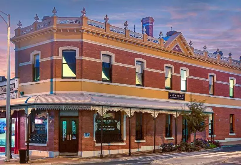 Aamiaismajoitus (B&B) Langsford Luxury