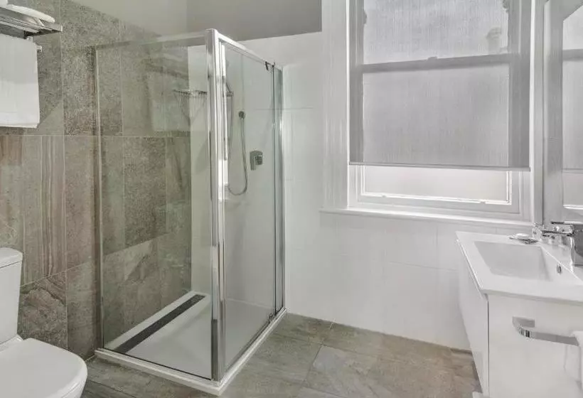 Aamiaismajoitus (B&B) Langsford Luxury