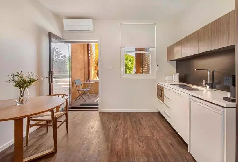 Aamiaismajoitus (B&B) Langsford Luxury