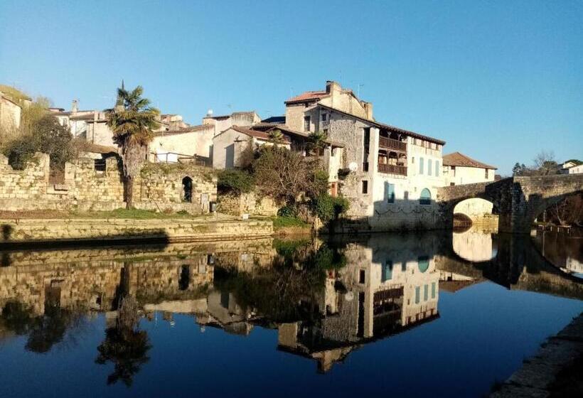 مبيت وإفطار Les Terrasses Du Petit Nérac