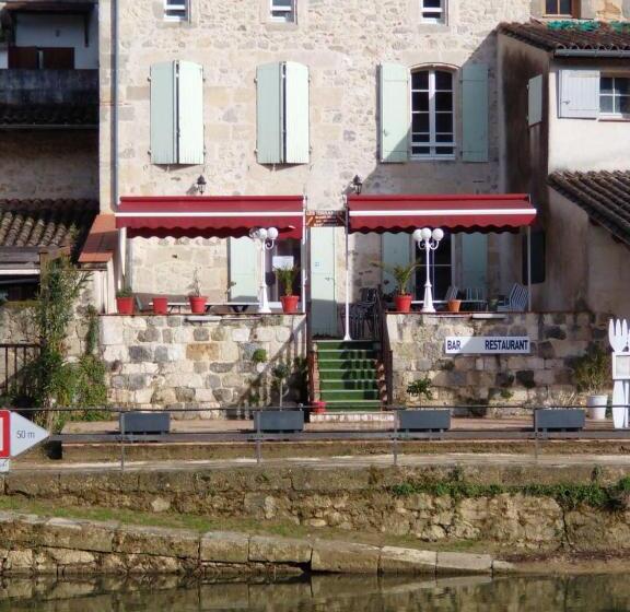 مبيت وإفطار Les Terrasses Du Petit Nérac