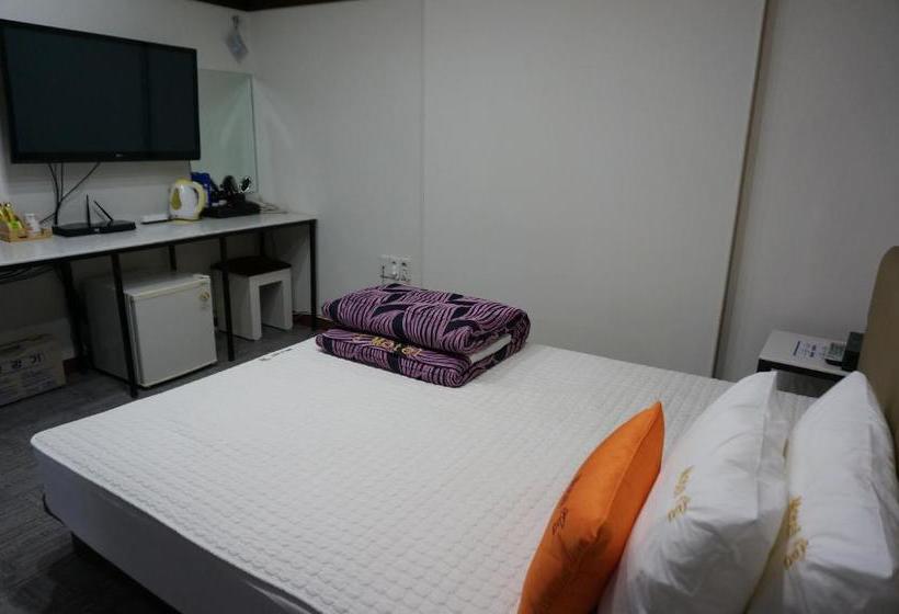 مُتل Busan Gwanganri Gung