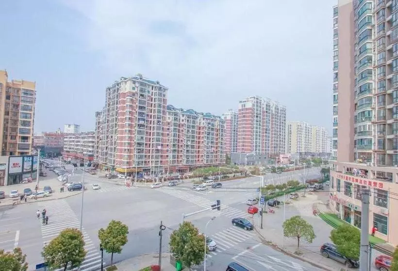 ホテル 7 Days Inn Wuhan Jiangxia Century Plaza Branch