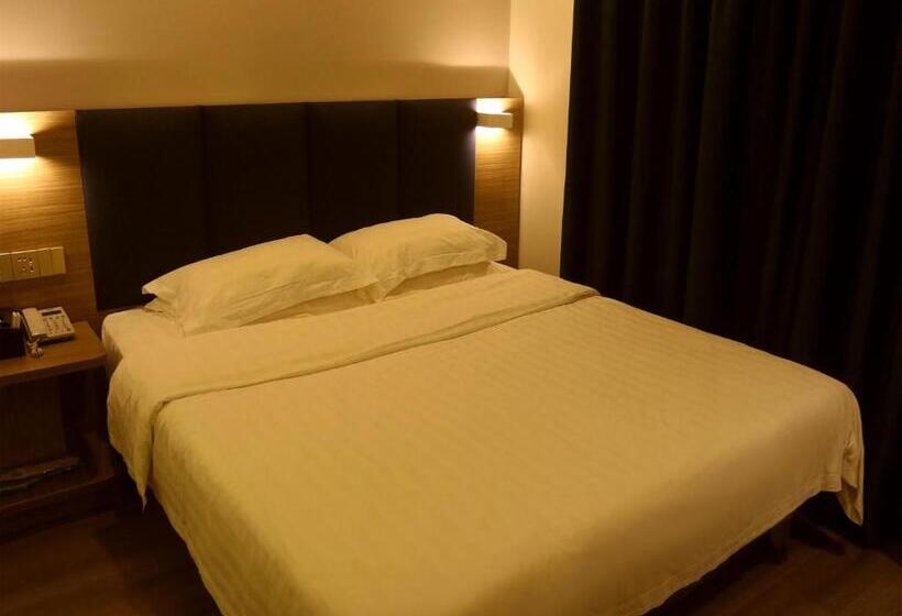 Hotel 7days Premium Shenzhen High Speed Rail North Station Minzhi Branch