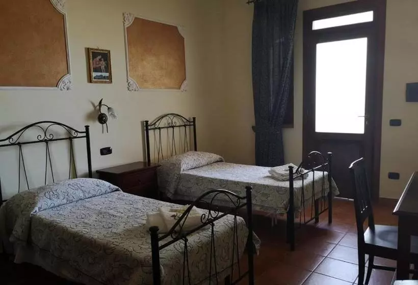 ホテル Agriturismo Catena