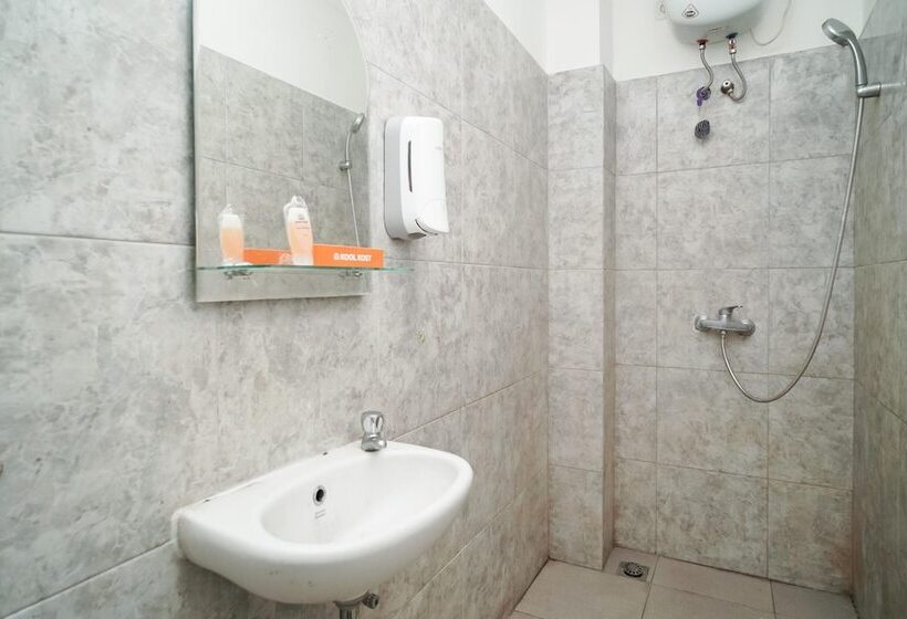 Szálloda Koolkost Near Universitas Binus