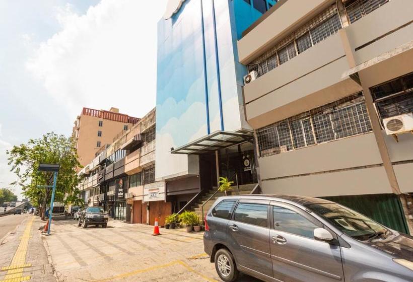 Sans Hotel Liv Ancol By Reddoorz