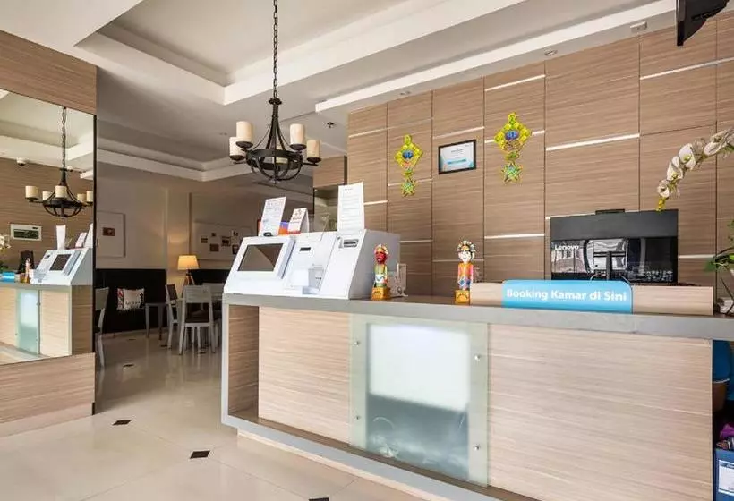 Sans Hotel Liv Ancol By Reddoorz