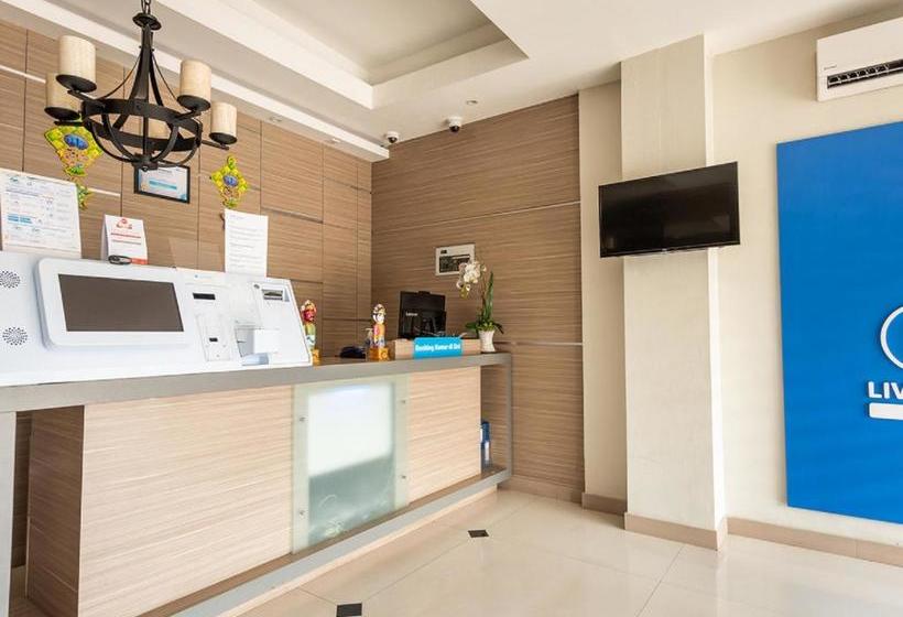 Sans Hotel Liv Ancol By Reddoorz