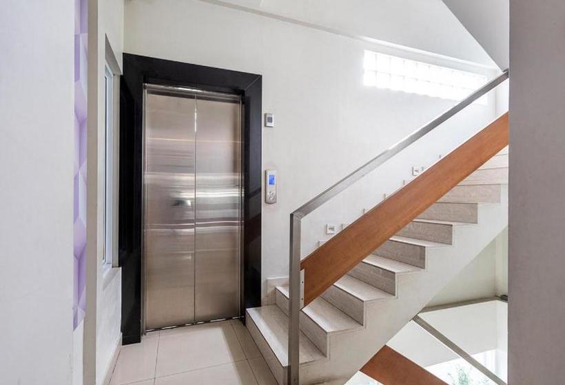 Sans Hotel Liv Ancol By Reddoorz