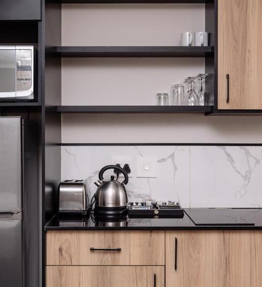 Mint Hotel 84 On Katherine