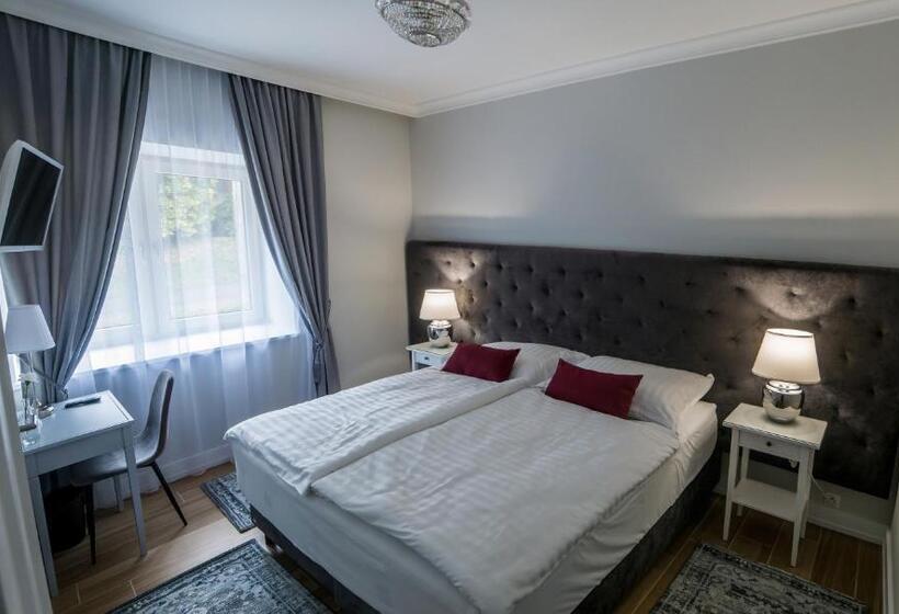 بنسيون Am Kaštieľ Penzion